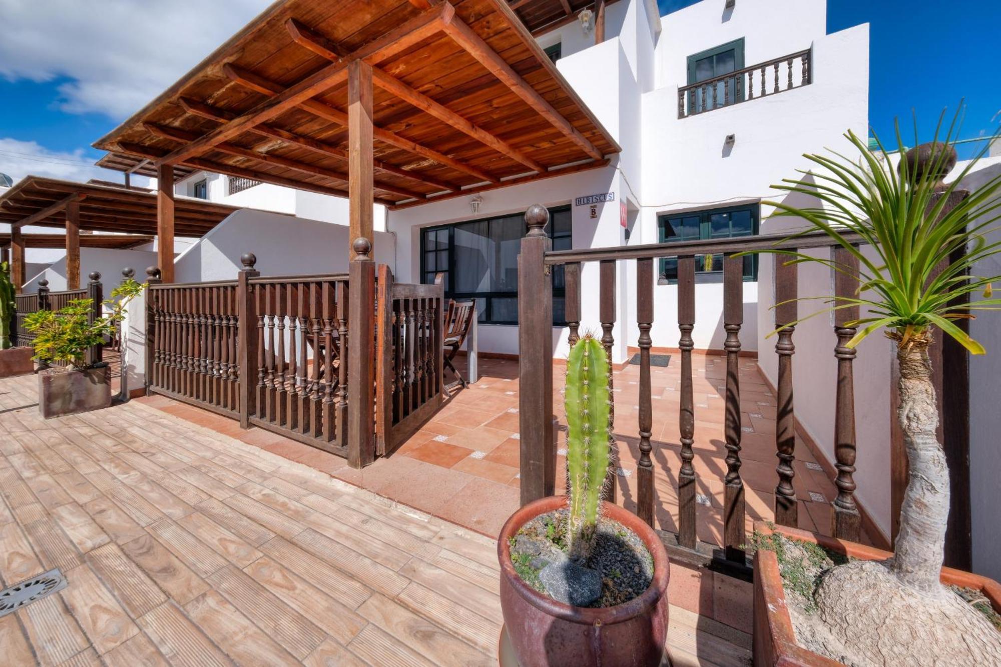 Casa Hibiscus - Shared Pool - Close To Seafront Promenade Punta Mujeres Екстериор снимка