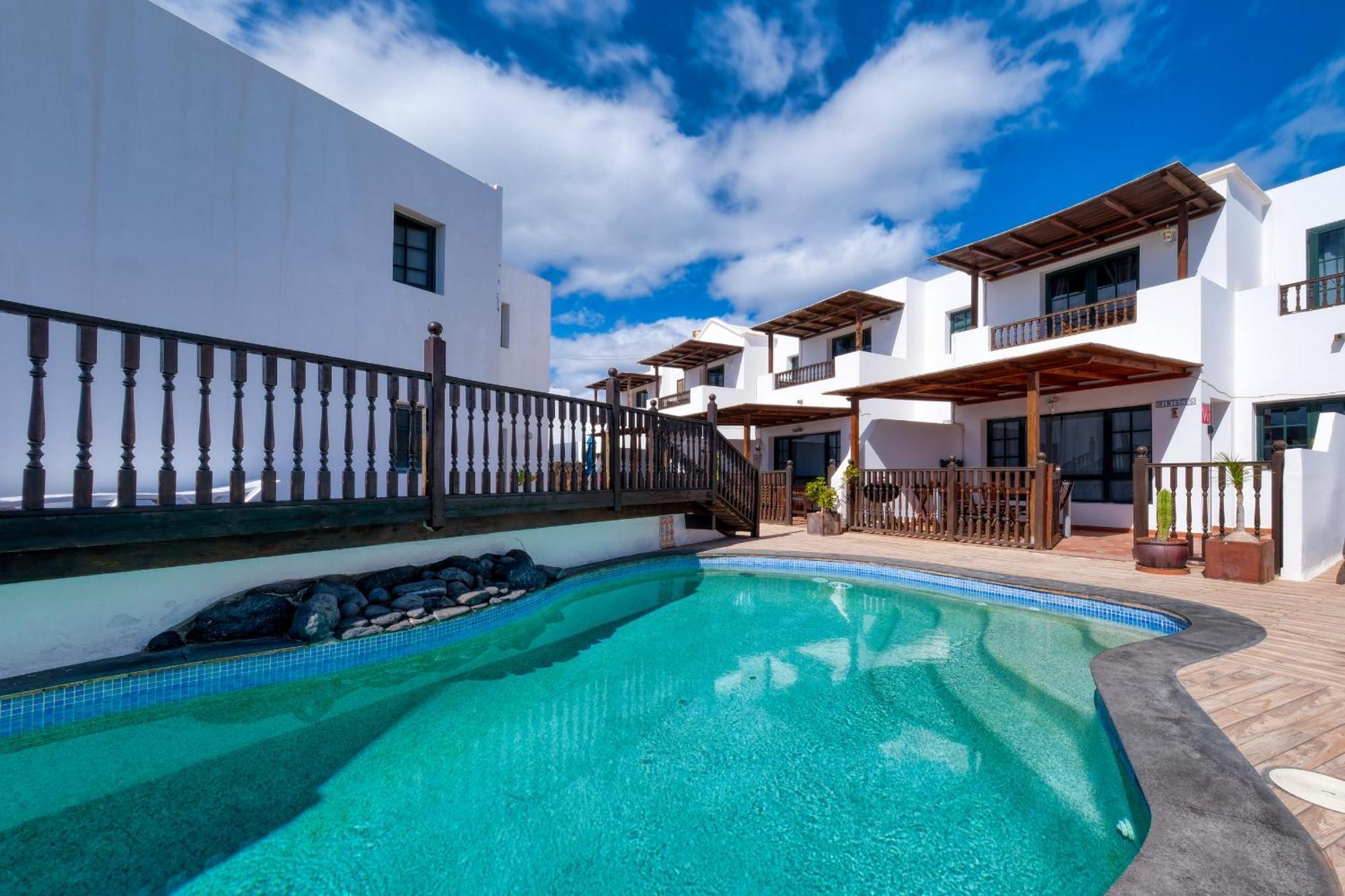Casa Hibiscus - Shared Pool - Close To Seafront Promenade Punta Mujeres Екстериор снимка